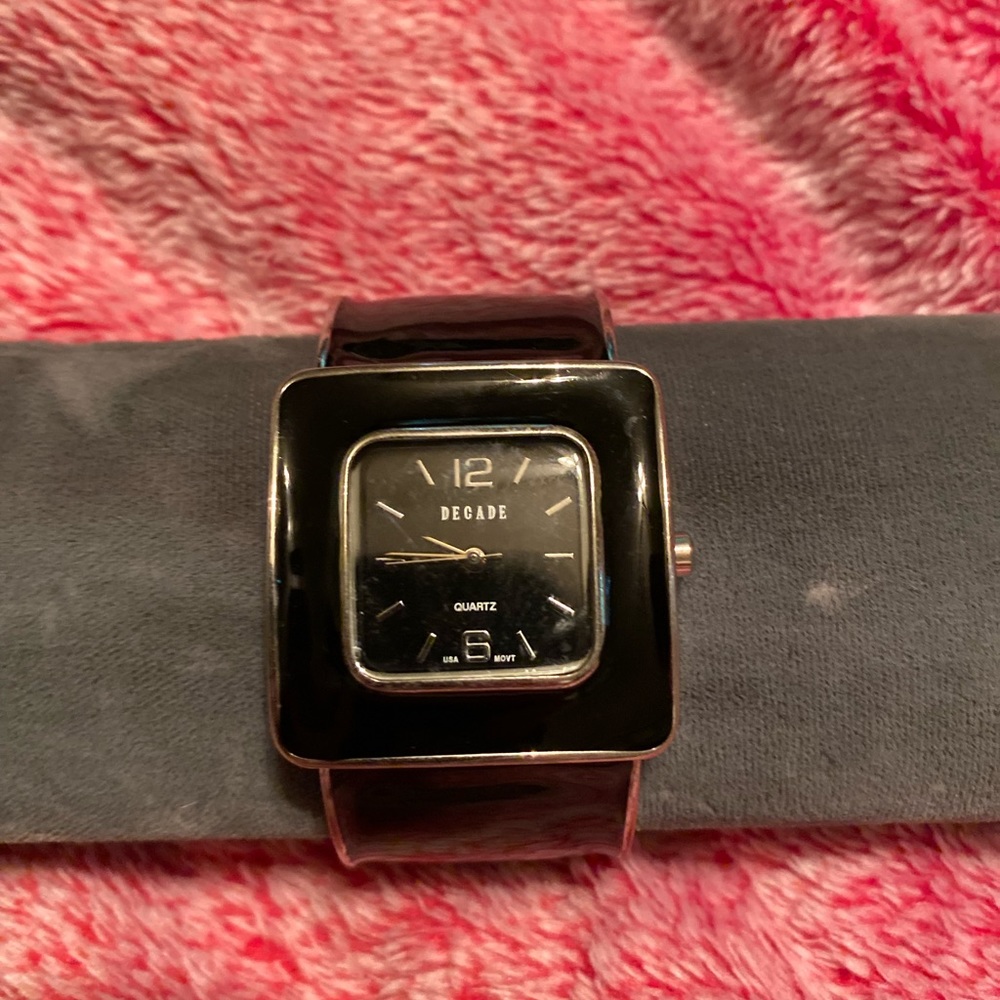 Decade Watch - Picture 2 of 8